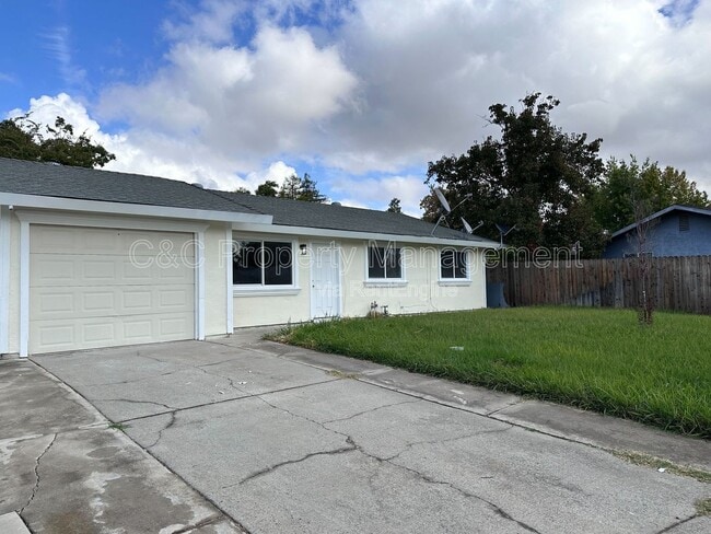 Building Photo - 8709 Sangria Way