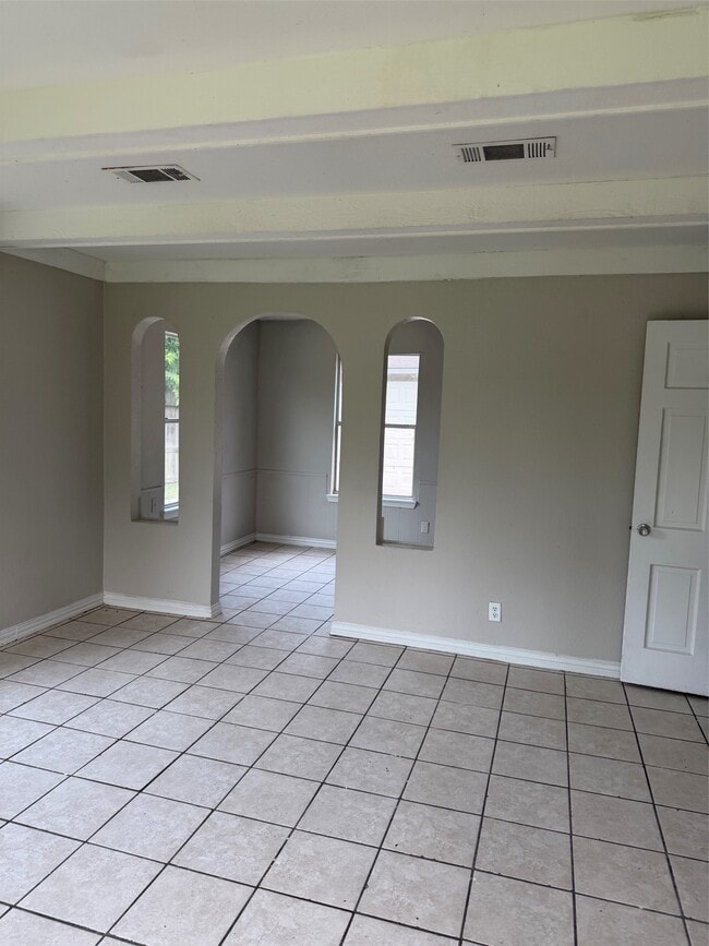 Photo - 1209 Glenn Ave