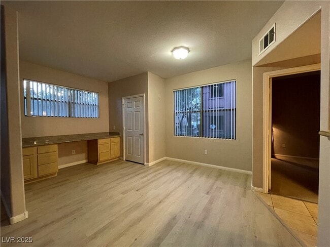 Building Photo - 8000 W Badura Ave Unit 1013 Rental