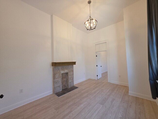 Photo - 2534 Cleveland Ave