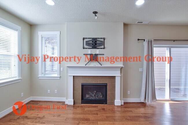 Photo - 410 SW Basilone Terrace