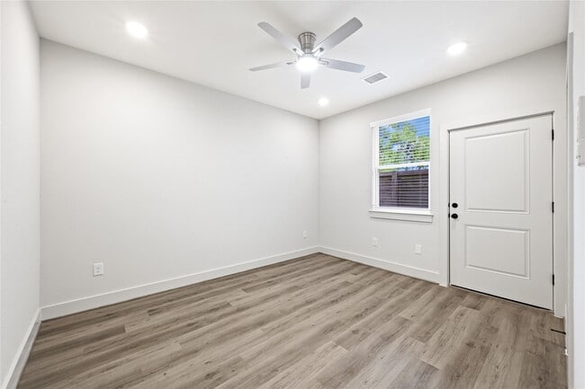 Photo - 4603 Indie Hts Ln