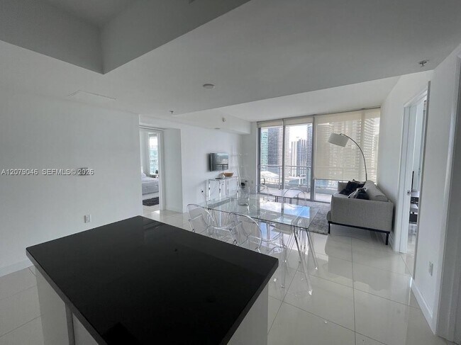 Photo - 92 SW 3rd St Unit 3504