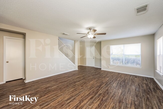 Photo - 7915 Cherry Glade