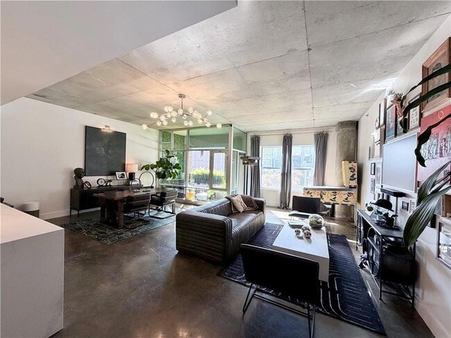 Photo - 845 Spring St NW Unit 524