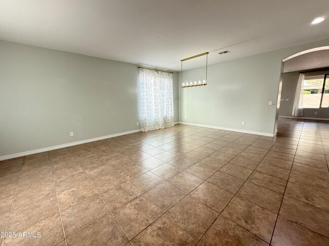 Photo - 2472 E Mead Dr