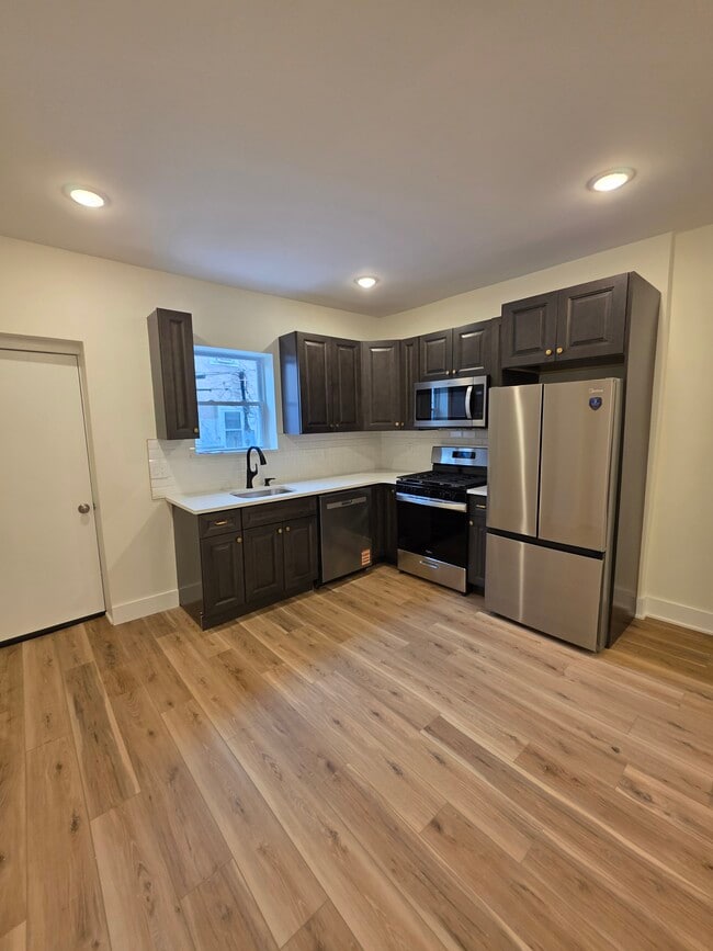 Photo - 1351 S 31st St