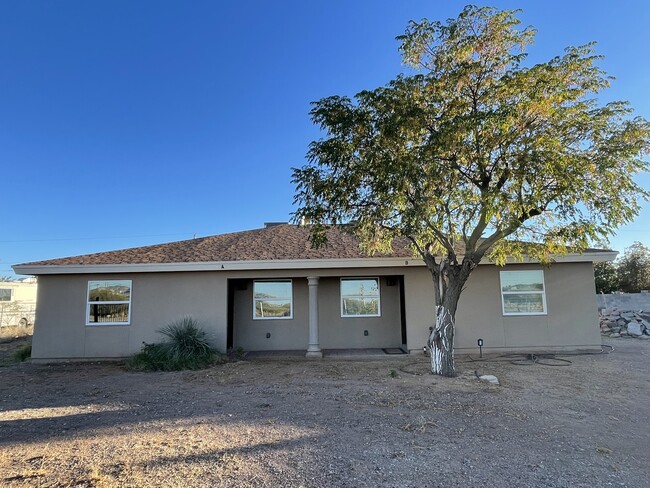 Duplex B - 14588 Van Ln House