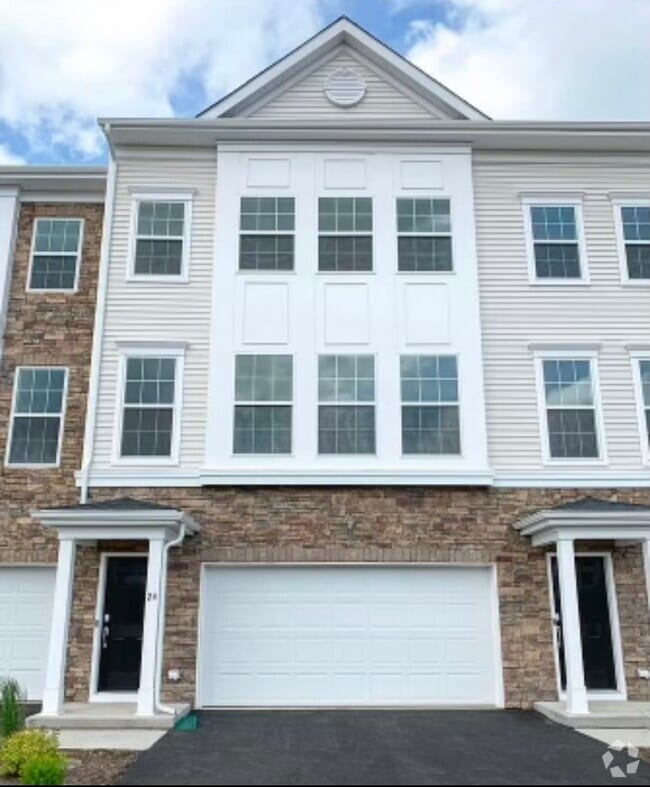 Building Photo - 24 Colgate Dr Rental