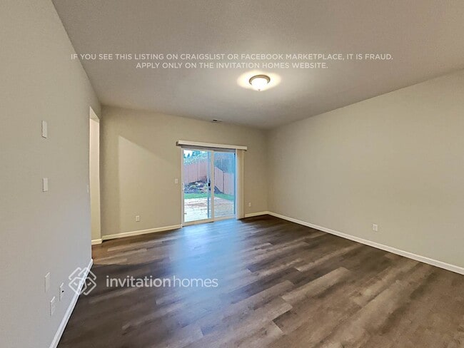 Photo - 8929 171st St NE