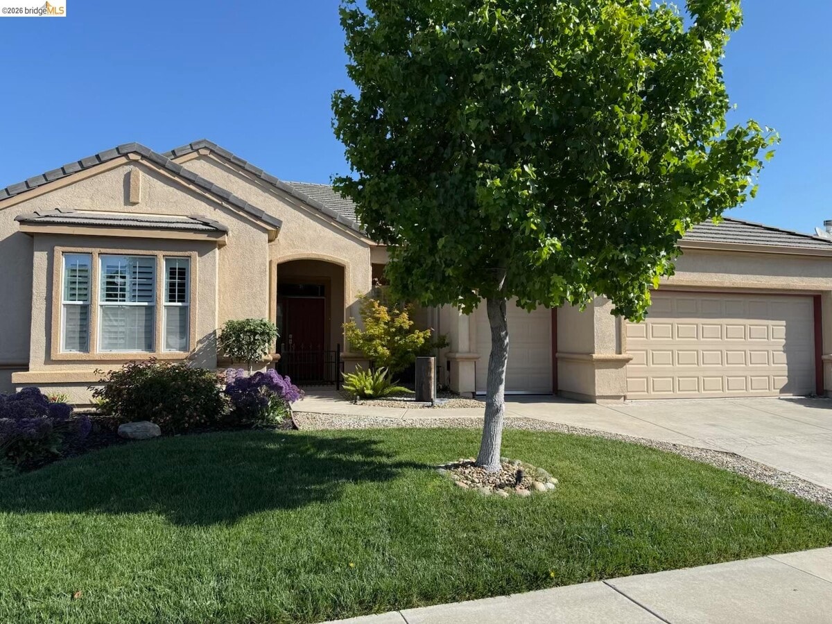 Photo - 1550 Margil Way