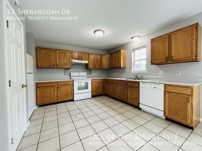 Photo - 13 Shenandoah Dr