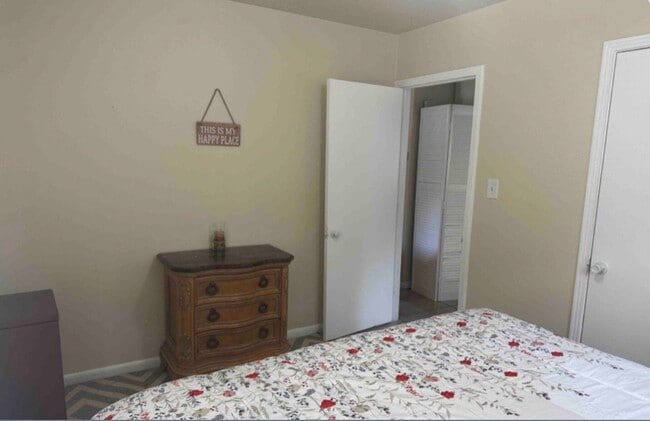 Photo - 2053 NW 36th Ave Unidad A