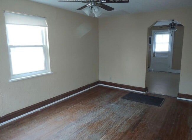 Photo - 1314 Moore Ave Unit A