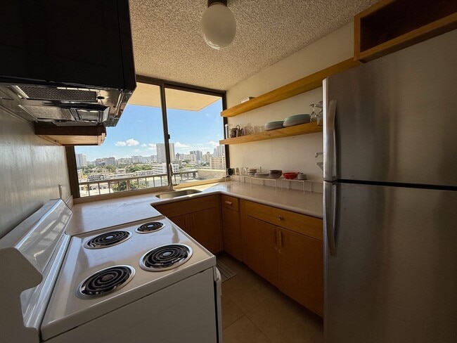 Photo - Furnished one bedroom with secured parking Unit 802