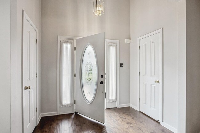 Photo - 130 Riverwalk Pl