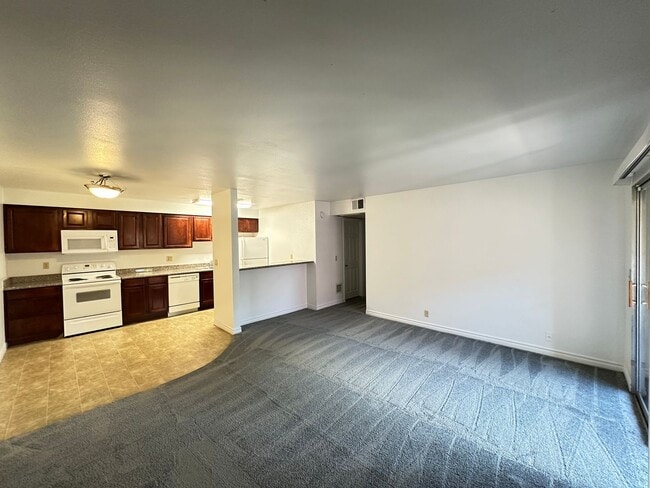4340 Sandy River Dr