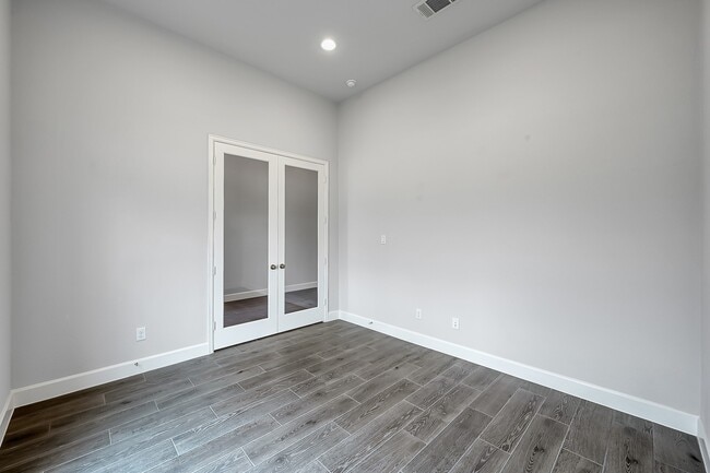 Photo - 8431 Willow Whisper Ln