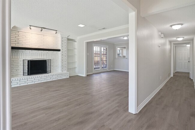 2179 Southern Pl Unit A