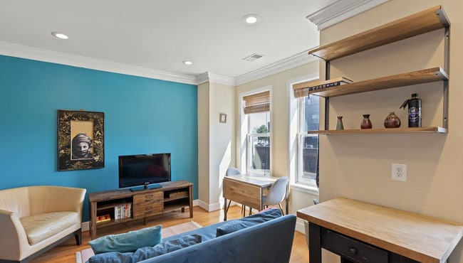 Photo - 539 Florida Ave NW