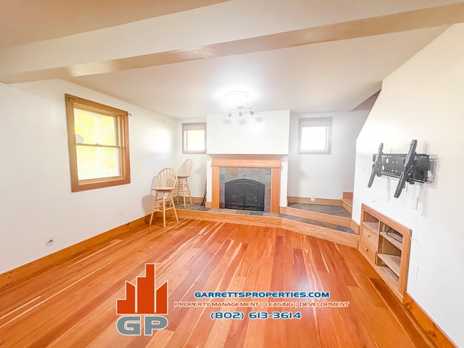 Photo - 175 Palmer Ct