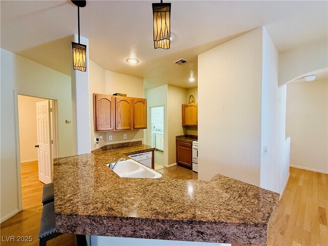 Building Photo - 8716 Red Brook Dr Unit 204