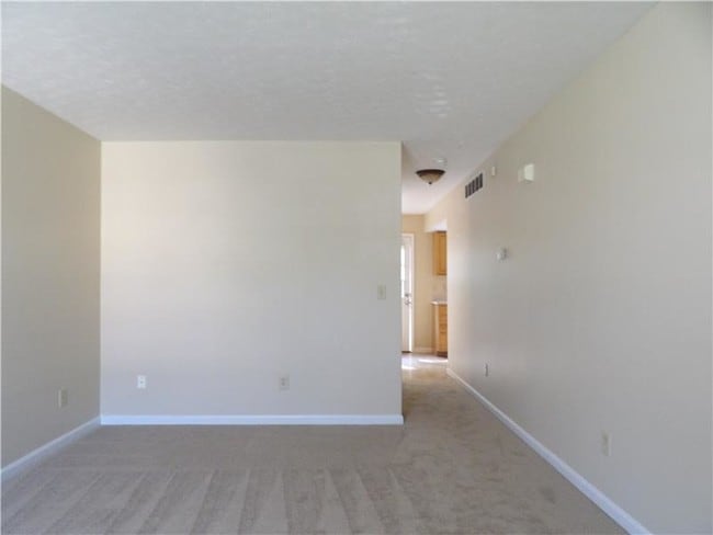 Photo - 62 Deer Haven Ct