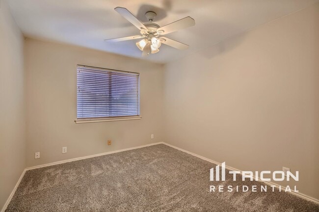 Photo - 6026 Elk Valley