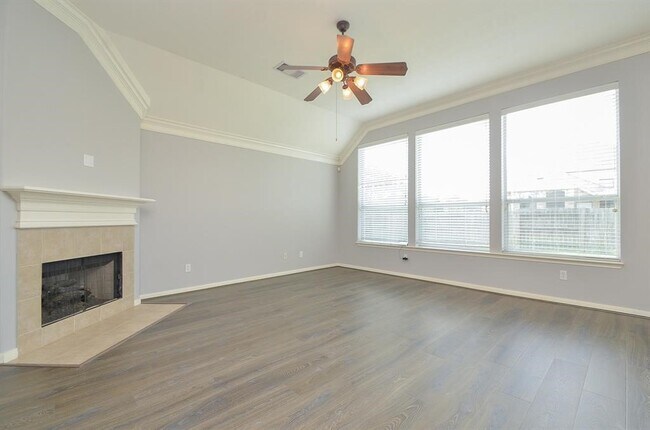 Photo - 6726 Oakman Ln