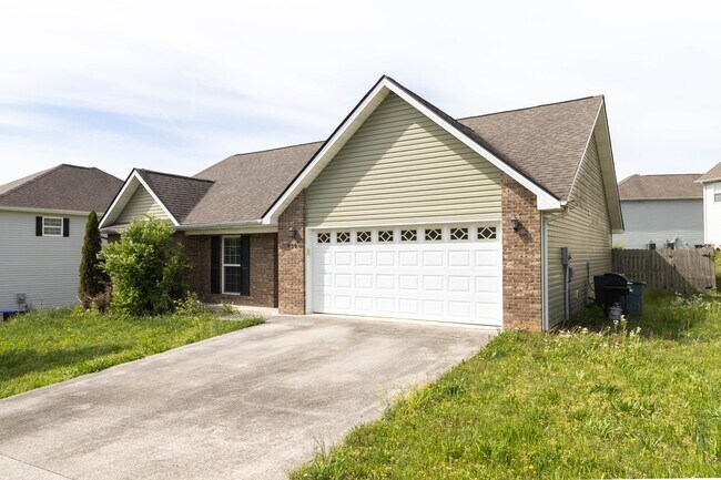 Photo - 839 Wells Rd