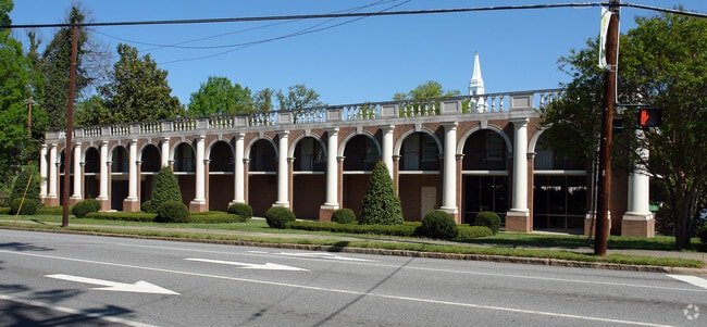 Photo - The Inn at Greensboro