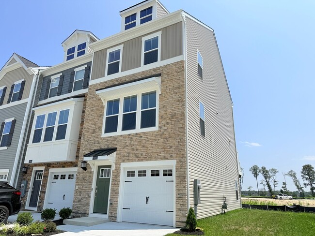 Photo - 29860 Bankert Dr
