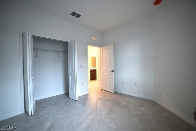 Photo - 2665 Vine Ave