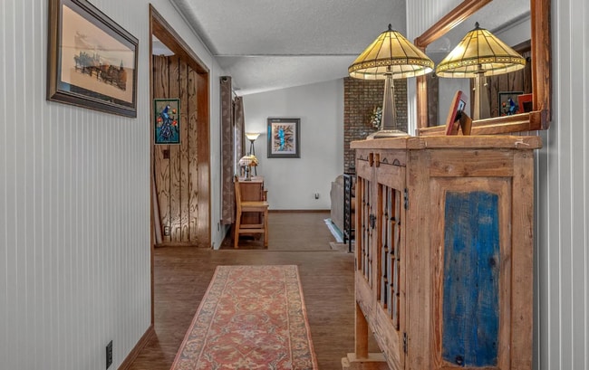 Photo - Charming Mid-Century Modern Ranch Home, 2 Bedroom 2 Bathroom, Lots Of Natural Lighting!