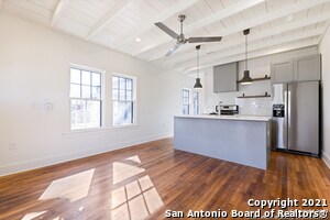 Photo - 909 N Mesquite St