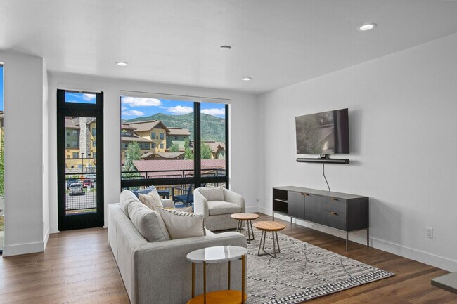 Photo - 1200 Urban Wy Unit SI ID1564264P