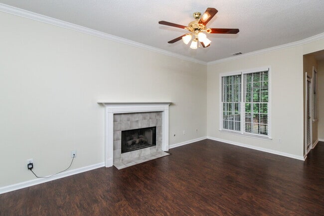 Photo - 7026 Surrey Dr