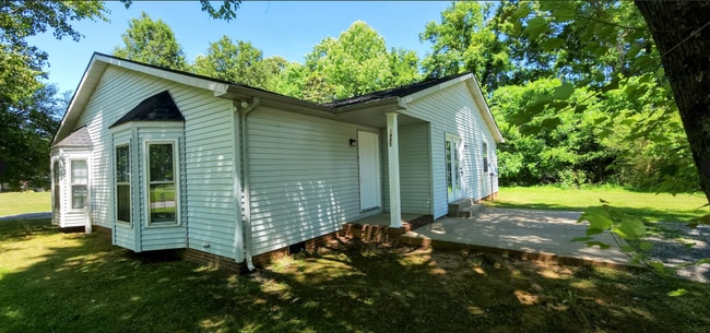 Building Photo - 1485 Nichols Dr Unit 1485 B