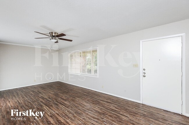 5632 Wonder Dr
