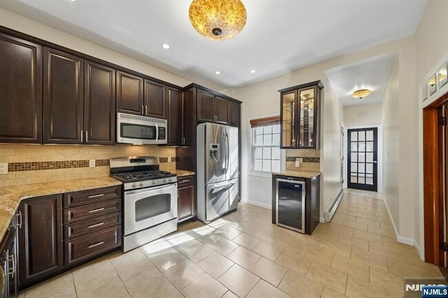 Photo - 364 New York Ave Unit 1