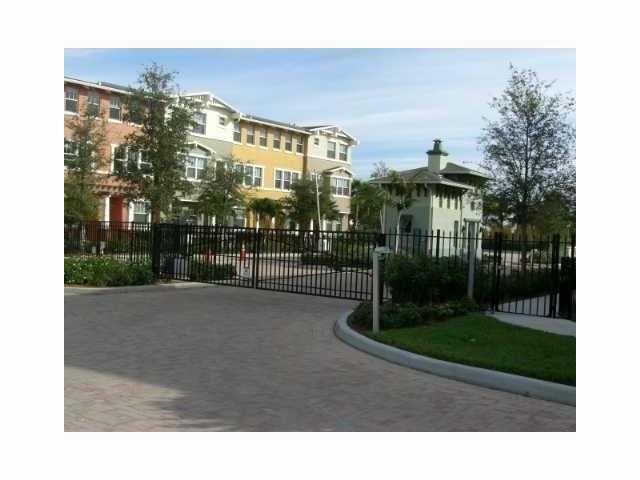 Photo - 590 Amador Ln