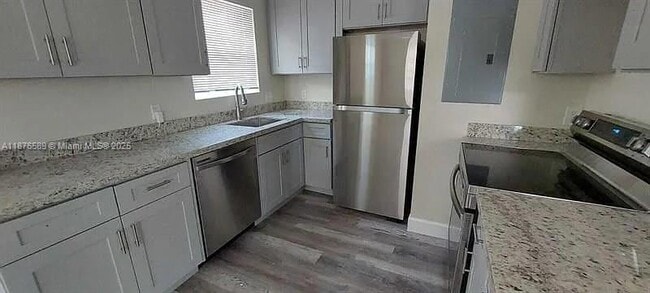 Photo - 1701 NW 13th Ct