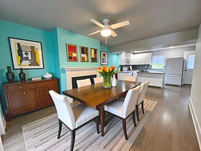 Building Photo - 2 Bedroom 2.5 Bathroom Townhome in Mechani...