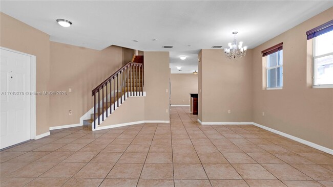 Photo - 8899 NW 107th Ct Unidad # 208 Rental