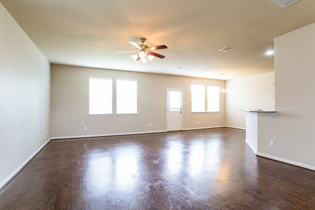 23630 Maple View Dr