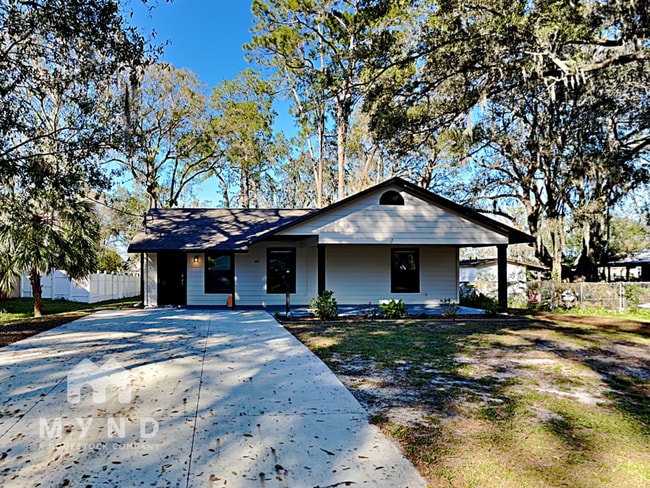 Building Photo - 204 S Maki Rd Rental