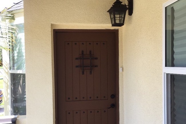 Front door - 4252 S Victoria Ave