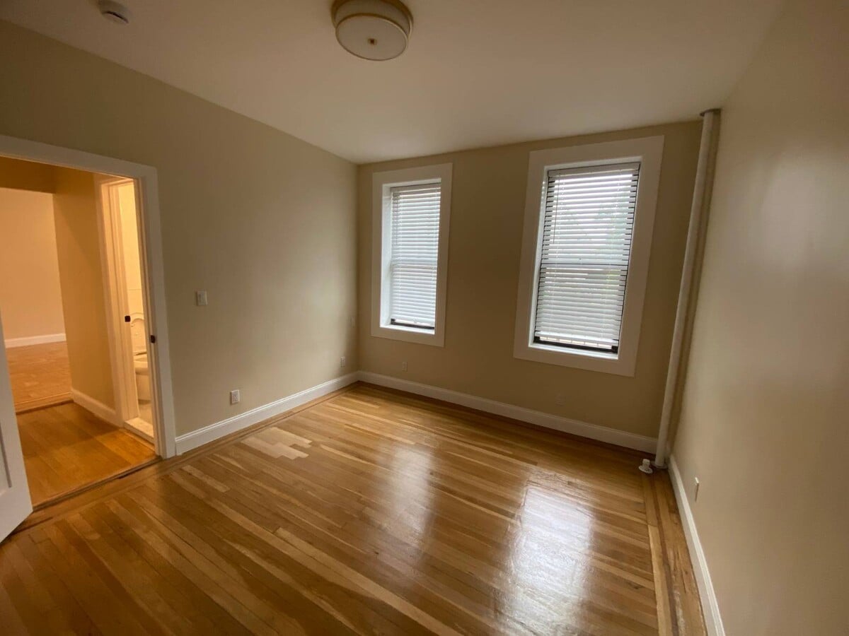 Photo - 8608-8603 3rd Ave