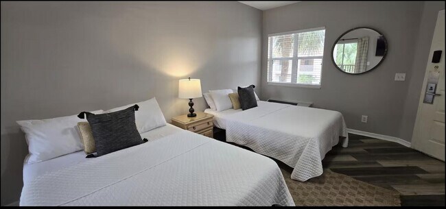 Photo - 10047 Perfect Dr Unidad B