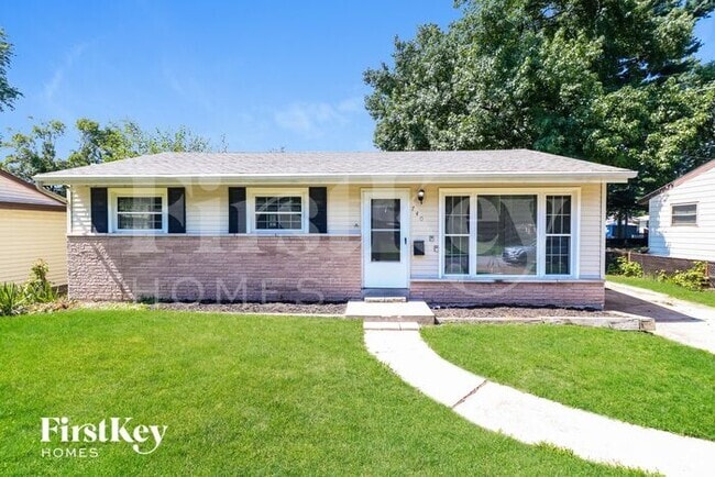 Building Photo - 740 Lilac Dr Rental